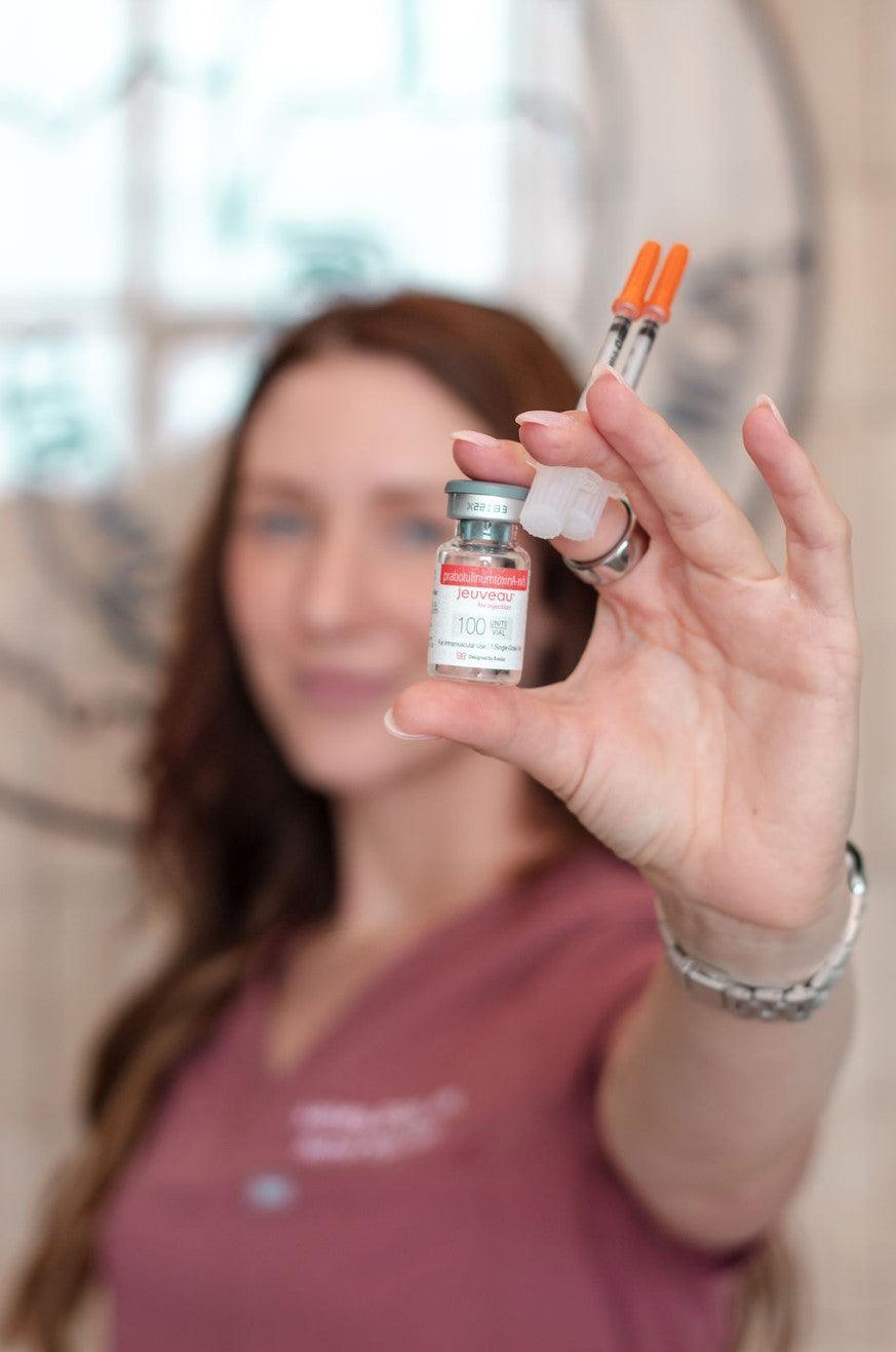 NEUROTOXIN - GLO with Kelsey